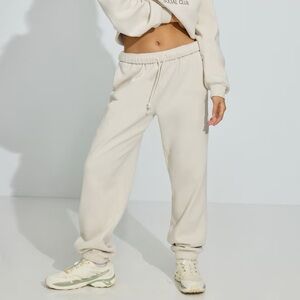 Garage Ultra Fleece Boyfriend Sweatpants - Cream - size XS